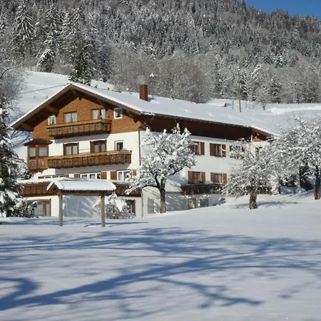 Wunderschoene In Sigiswang Mit Terrasse Apartamento