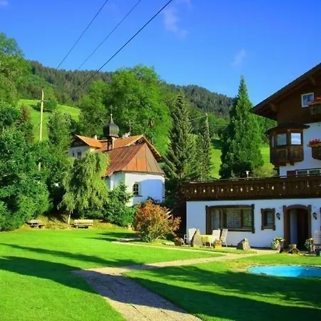 Wunderschoene In Sigiswang Mit Terrasse Daire