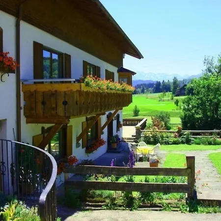 Wunderschoene In Sigiswang Mit Terrasse דירה
